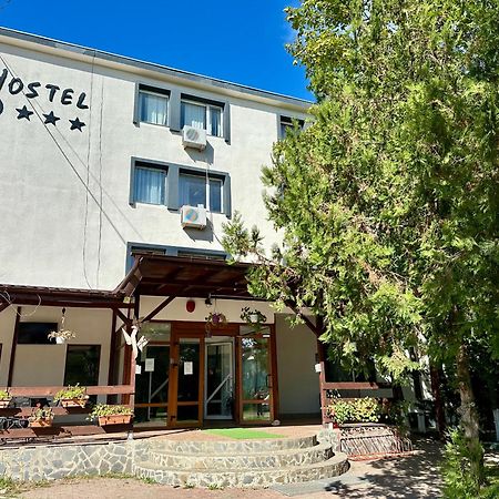 Hostel Horia Plopeni Ngoại thất bức ảnh