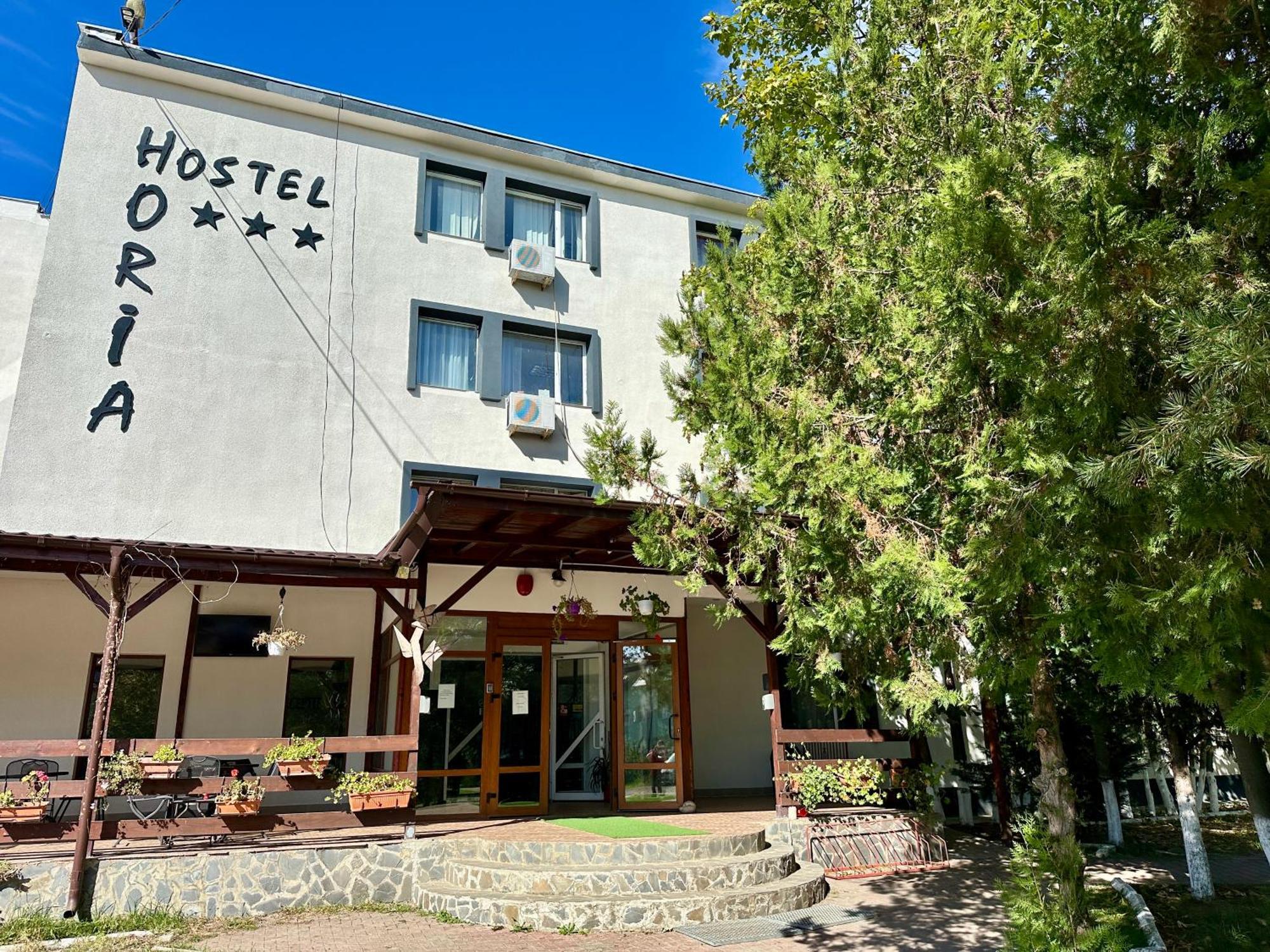 Hostel Horia Plopeni Ngoại thất bức ảnh